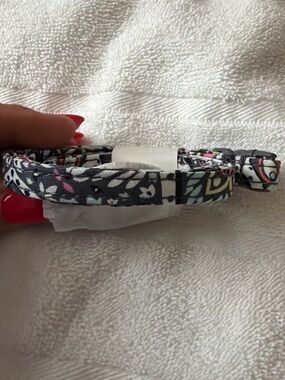 Vera Bradley Breakaway Lanyard Black & other Floral